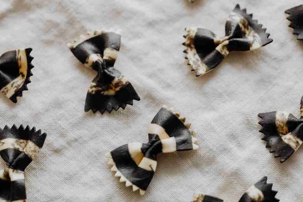 black pasta for wedding